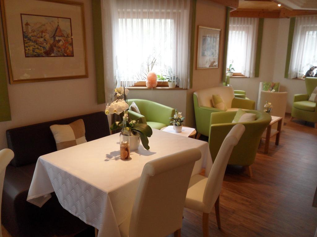 Hotel Fleuralp Cermes Esterno foto