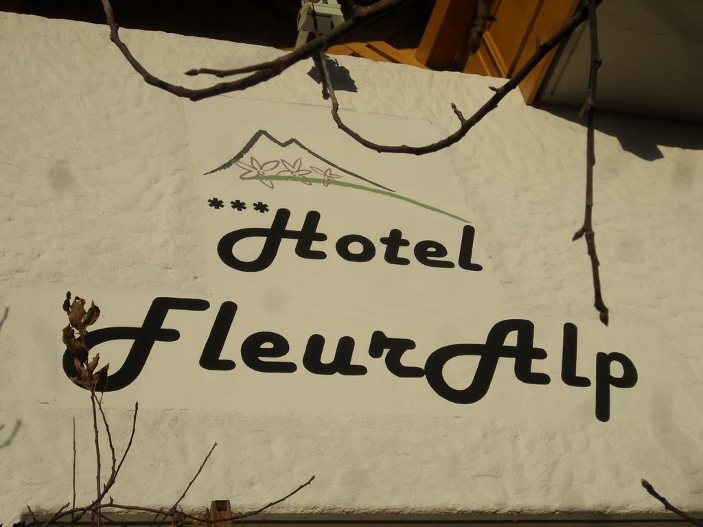 Hotel Fleuralp Cermes Esterno foto